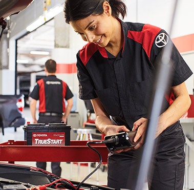 Service Center | Thousand Oaks Toyota in Thousand Oaks CA