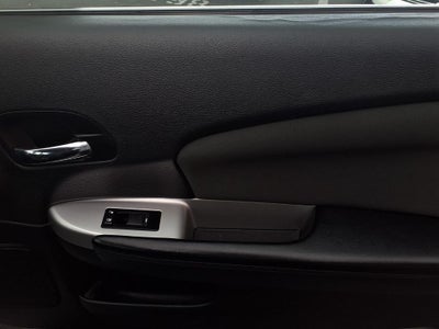 2012 Chrysler 200 Touring