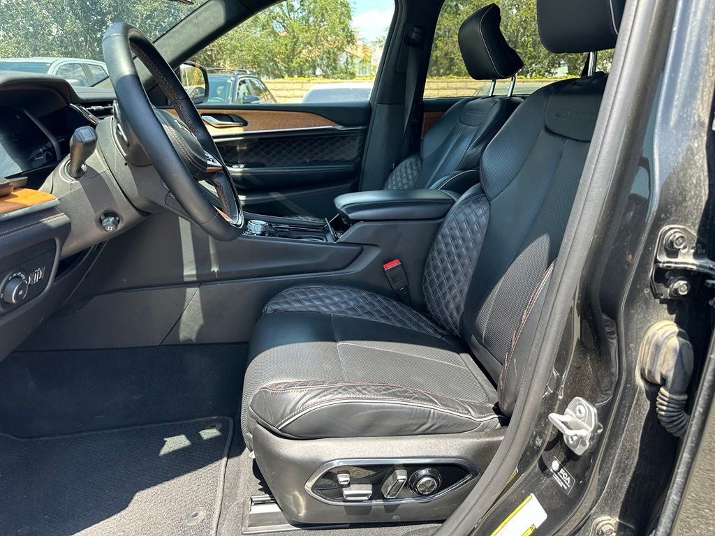 2023 Jeep Grand Cherokee L Summit