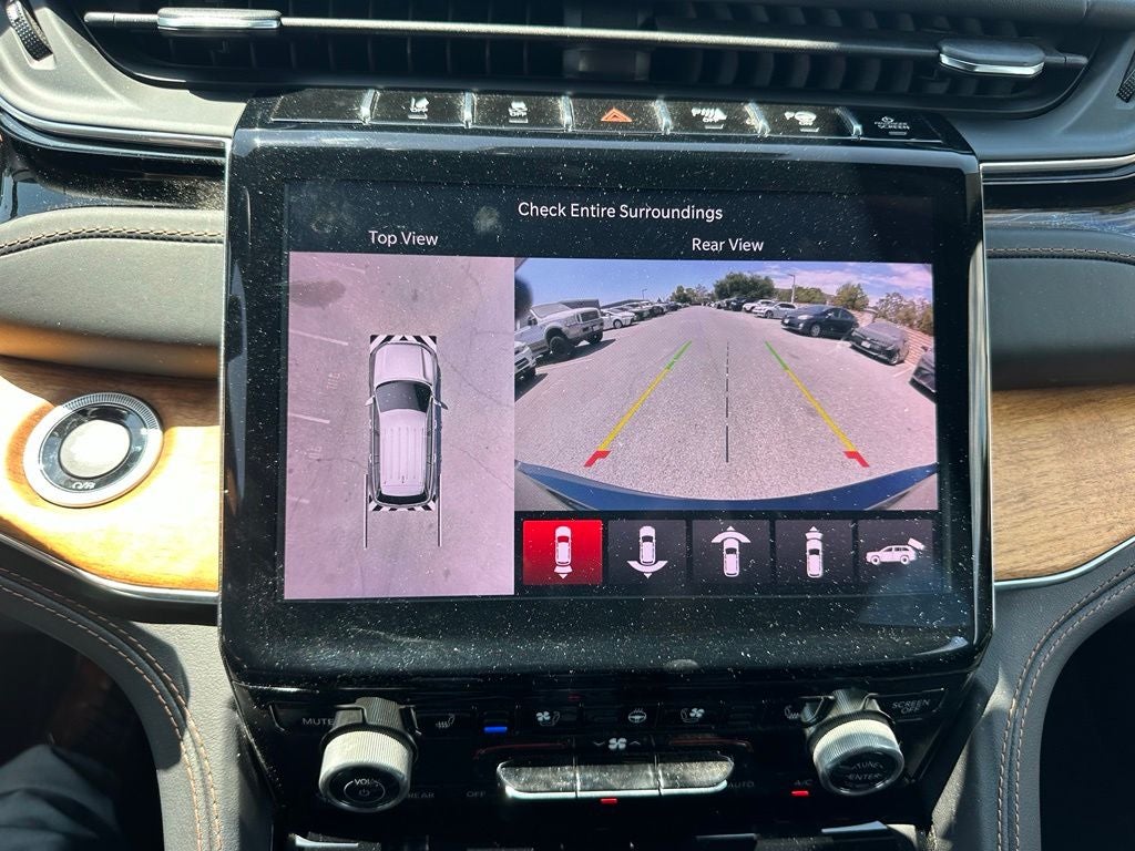 2023 Jeep Grand Cherokee L Summit