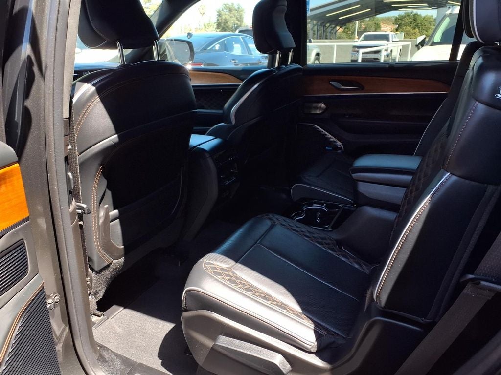2023 Jeep Grand Cherokee L Summit