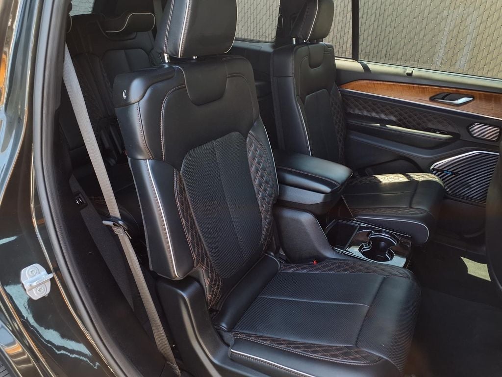 2023 Jeep Grand Cherokee L Summit