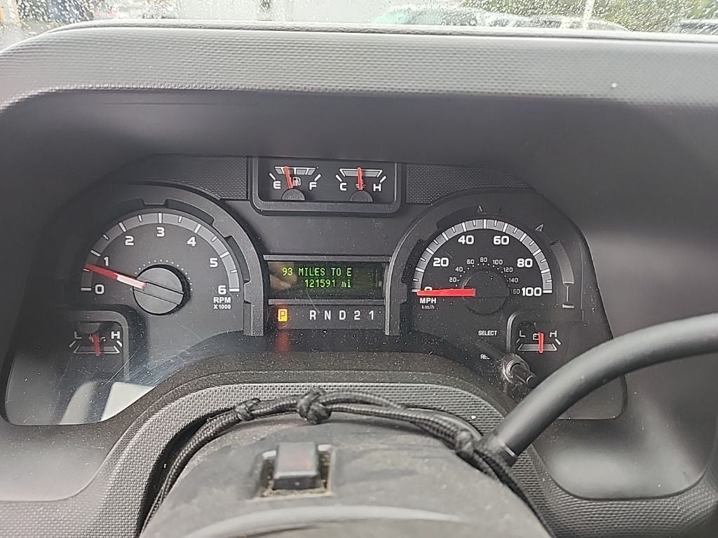 2013 Ford E-350SD XLT