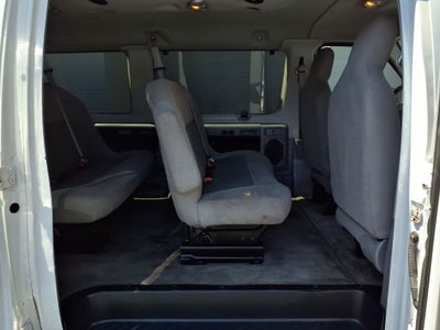 2013 Ford E-350SD XLT
