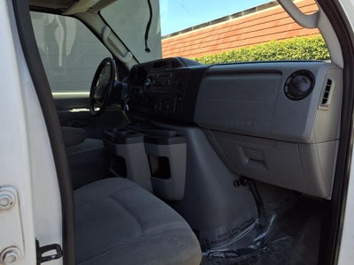 2013 Ford E-350SD XLT