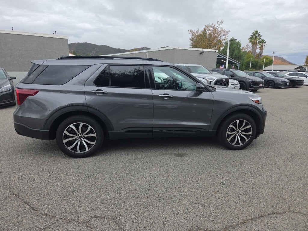 2021 Ford Explorer ST