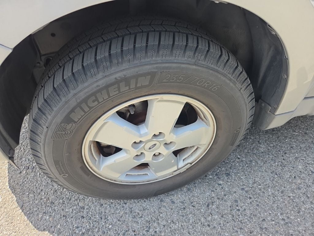 2009 Ford Escape XLT