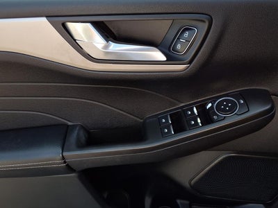 2021 Ford Escape Hybrid SE