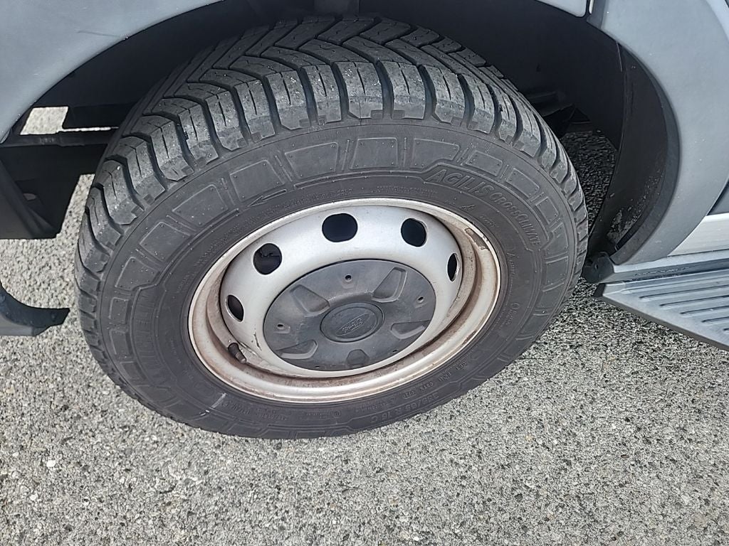 2018 Ford Transit-150 XL