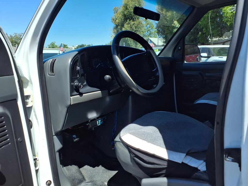 1995 Ford E-350 Base 7.3L DIESEL