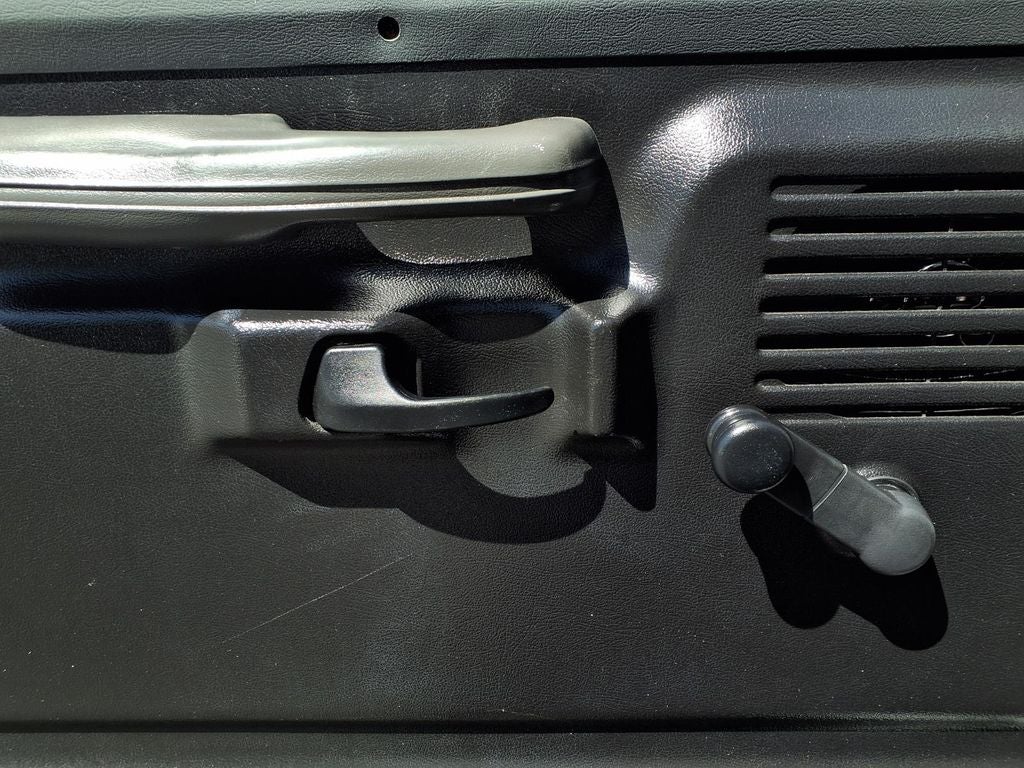 1995 Ford E-350 Base 7.3L DIESEL