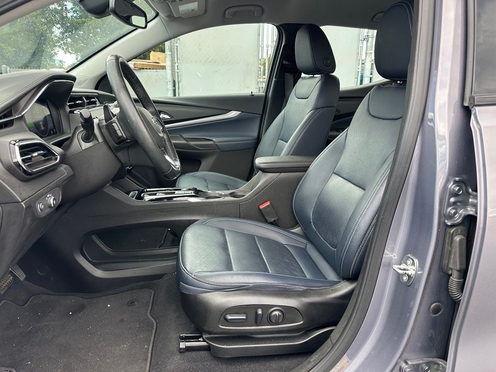 2023 Chevrolet Bolt EUV LT
