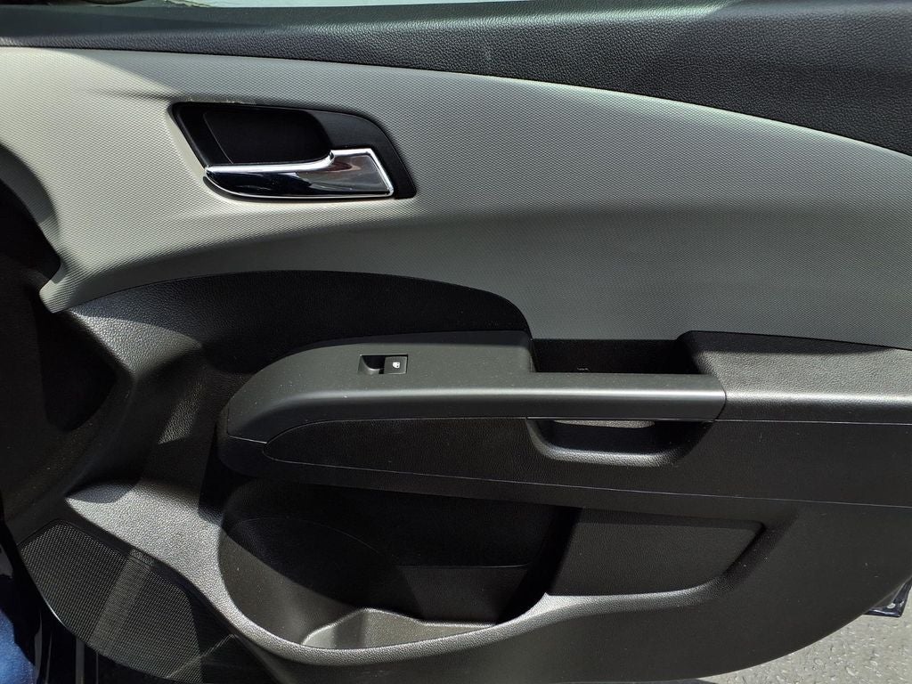 2016 Chevrolet Sonic LT
