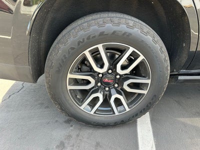 2021 GMC Yukon AT4