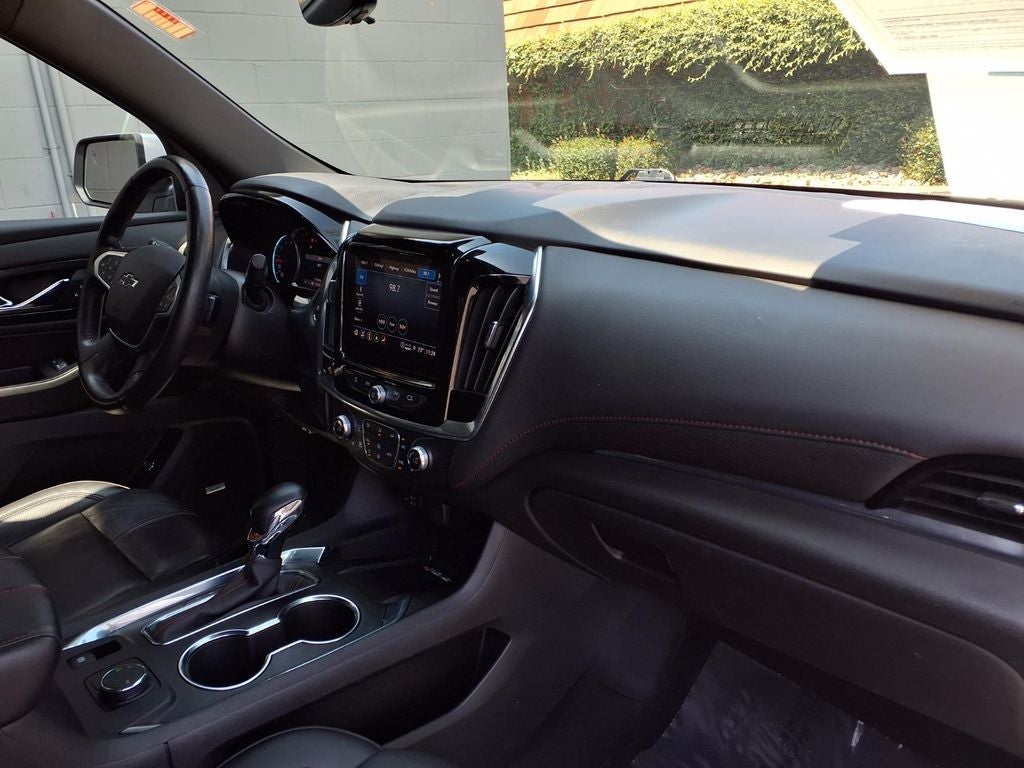 2022 Chevrolet Traverse RS
