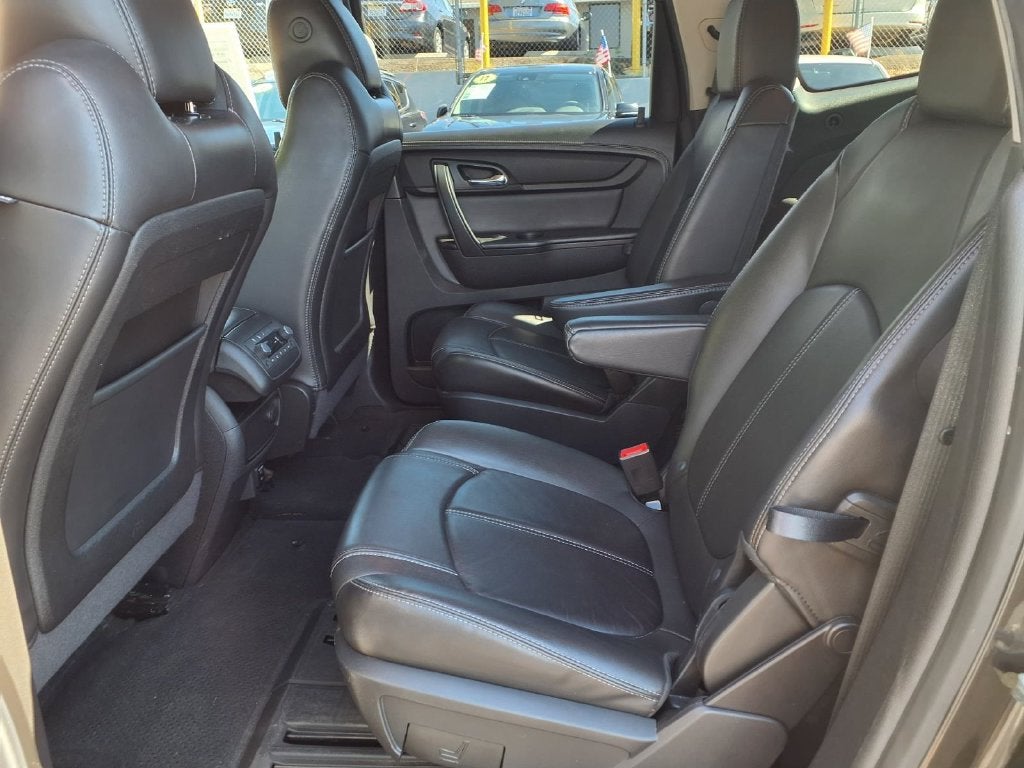 2016 Chevrolet Traverse 2LT 2LT