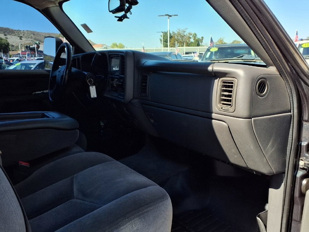 2004 GMC Sierra 2500HD SLE