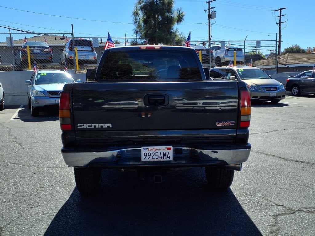 2004 GMC Sierra 2500HD SLE
