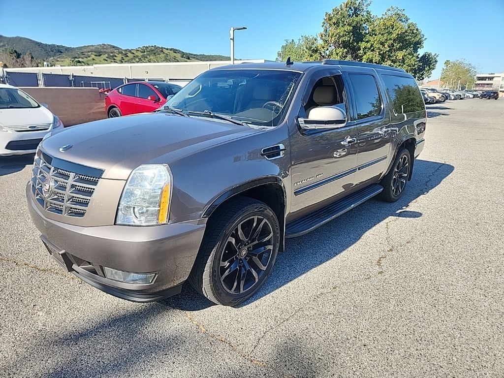 2013 Cadillac Escalade ESV Luxury