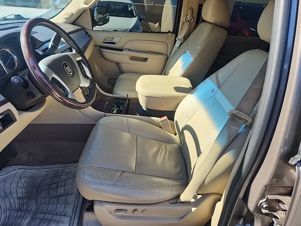 2013 Cadillac Escalade ESV Luxury