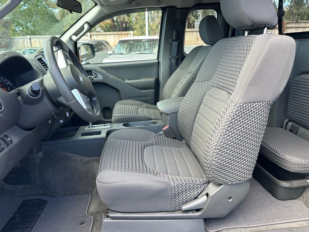 2017 Nissan Frontier SV I4