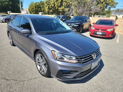 2018 Volkswagen Passat 2.0T R-Line