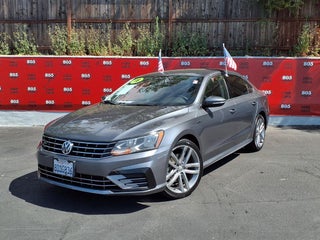 2018 Volkswagen Passat 2.0T R-Line