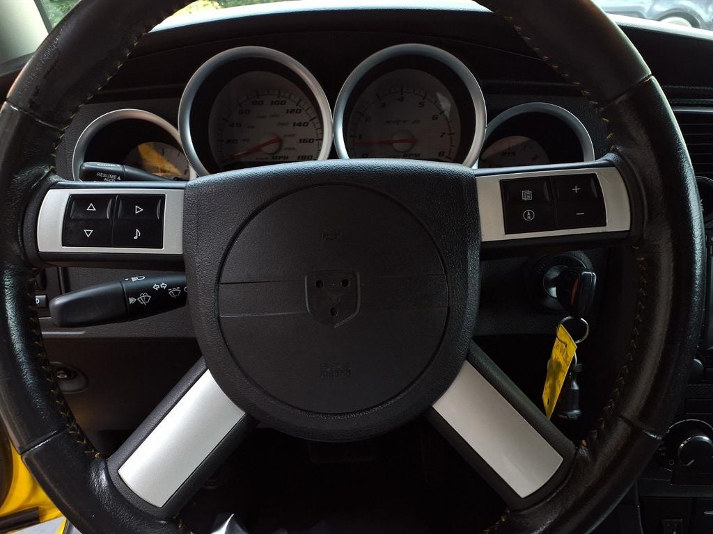 2007 Dodge Charger SRT8 Super Bee