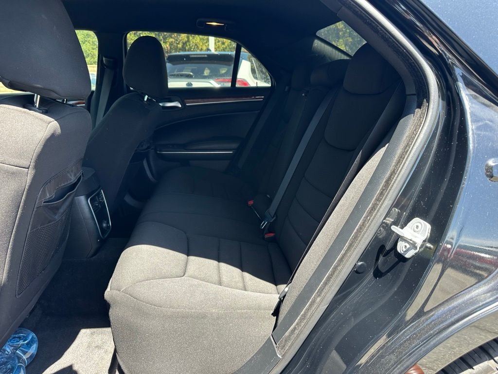 2012 Chrysler 300 Base