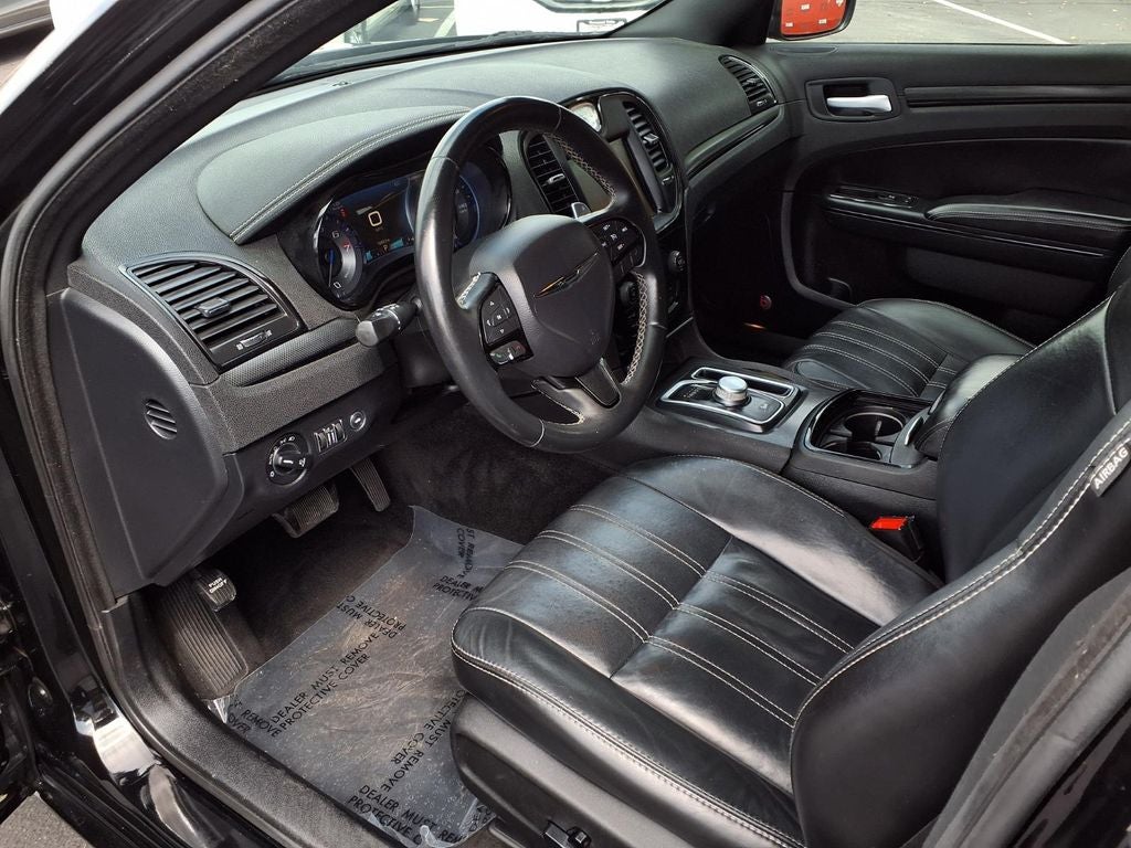 2016 Chrysler 300 S