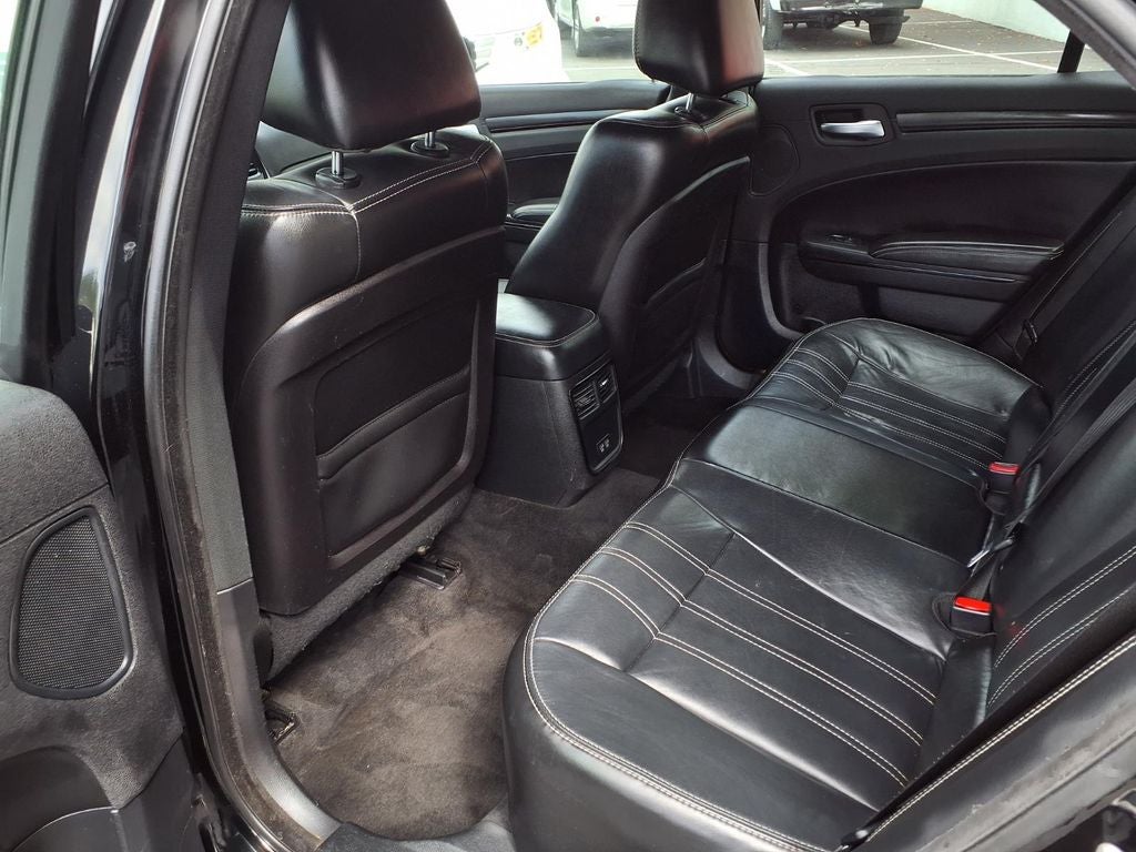2016 Chrysler 300 S