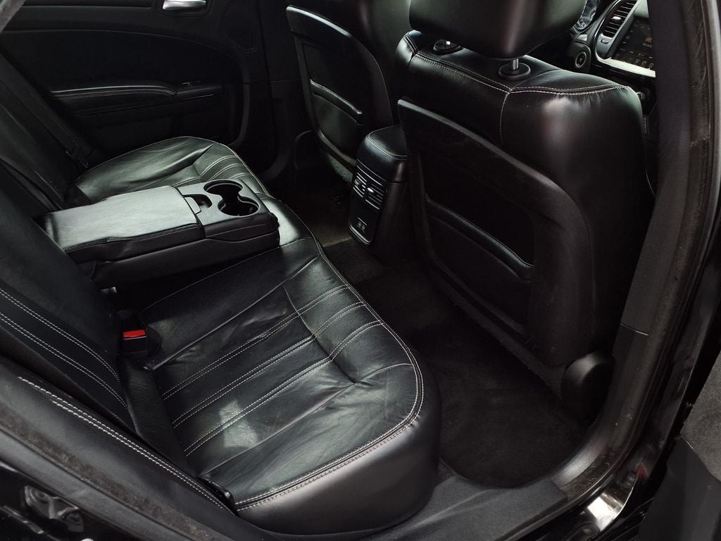 2016 Chrysler 300 S