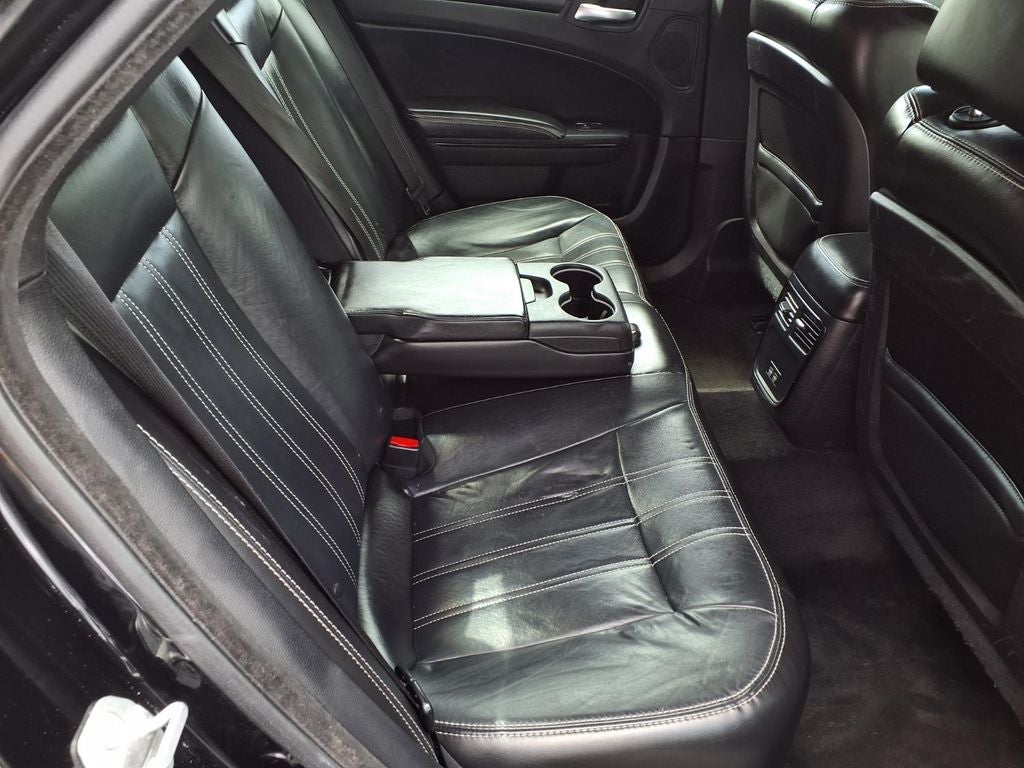 2016 Chrysler 300 S