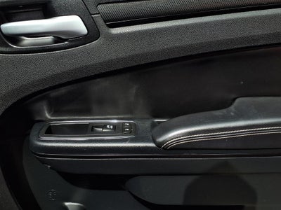 2016 Chrysler 300 S