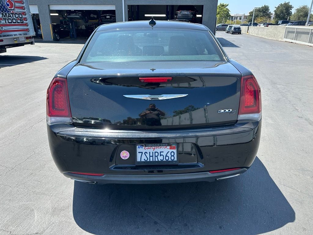 2016 Chrysler 300 S