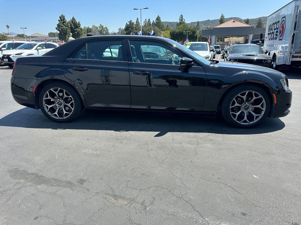 2016 Chrysler 300 S