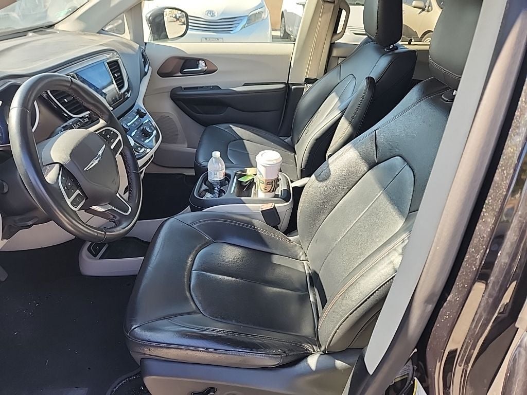 2017 Chrysler Pacifica Touring L