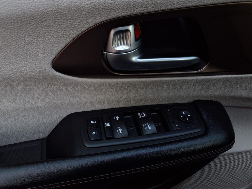 2017 Chrysler Pacifica Touring L