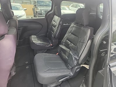 2019 Chrysler Pacifica Touring Plus