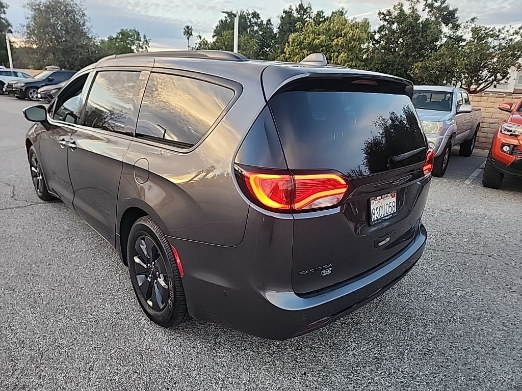 2020 Chrysler Pacifica Hybrid Limited