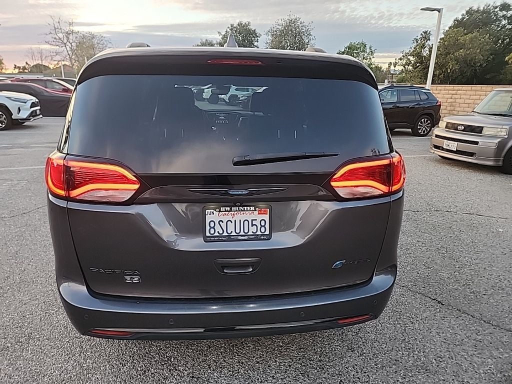 2020 Chrysler Pacifica Hybrid Limited