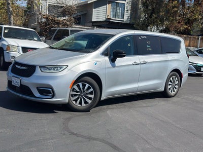 2024 Chrysler Pacifica Hybrid Select