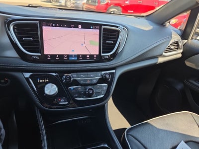 2022 Chrysler Pacifica Hybrid Limited