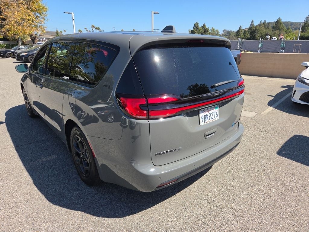 2022 Chrysler Pacifica Hybrid Limited