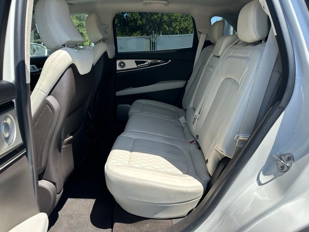 2022 Lincoln Nautilus Black Label
