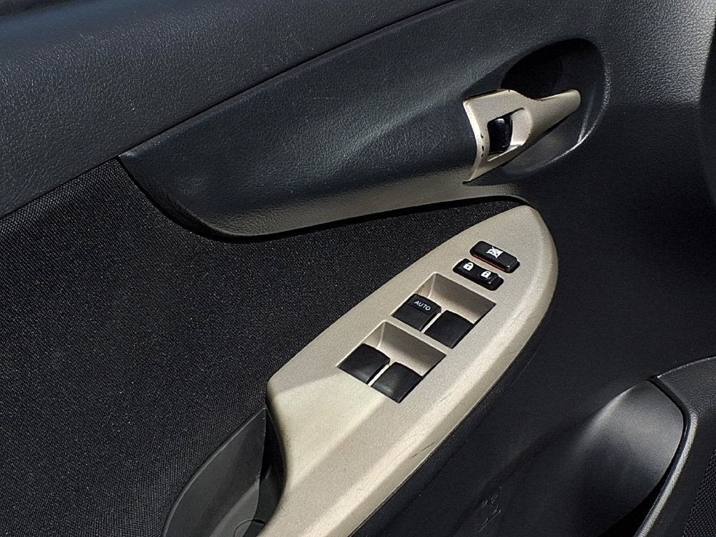2011 Toyota Corolla S