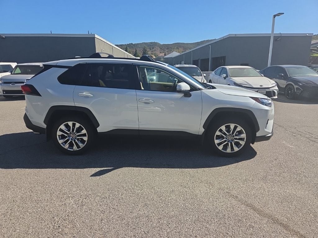 2025 Toyota RAV4 XLE Premium