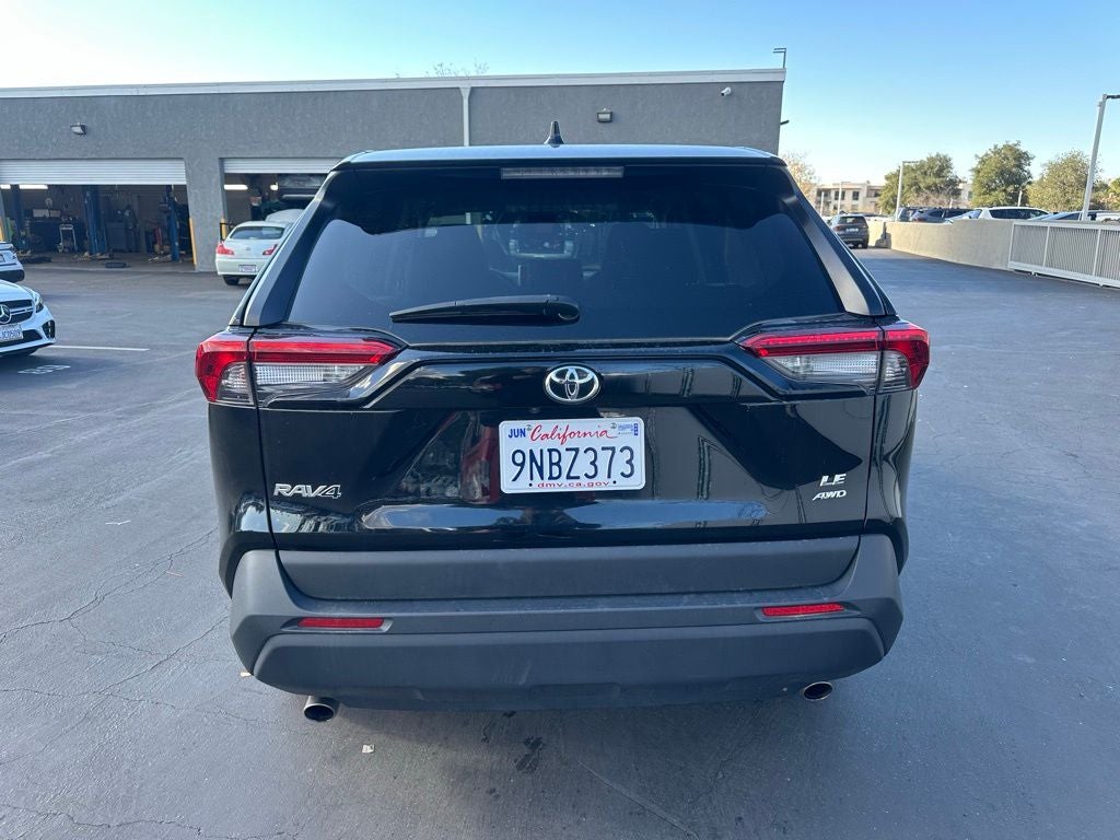 2024 Toyota RAV4 LE