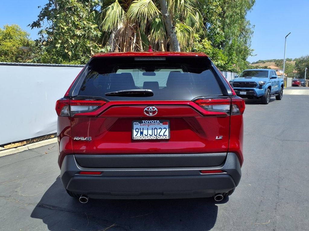 2025 Toyota RAV4 LE