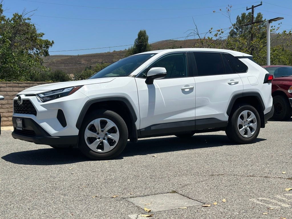 2024 Toyota RAV4 LE